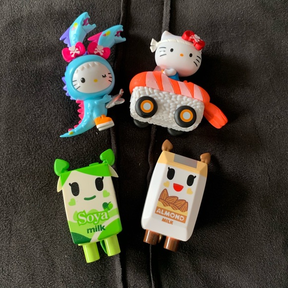tokidoki Other - Tokidoki mini vinyl figures tokidoki Other - Tokidoki mini vinyl figures